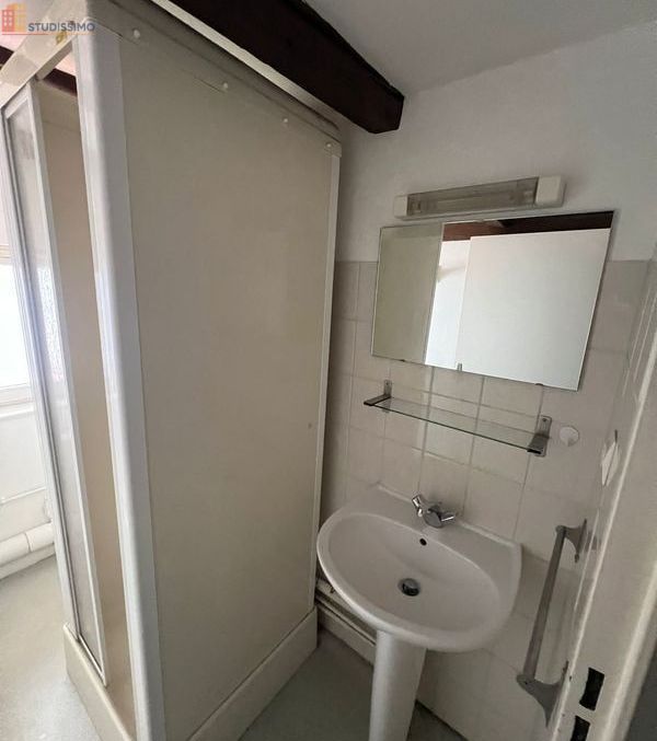 Studio meublé 16m² Nancy 54000 - Meublé, lumineux - Photo 1