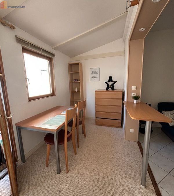 Studio meublé 17m² Nancy centre - Cour intérieure, calme - Photo 3