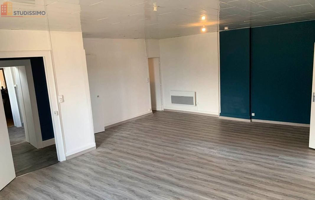 Studio 55m² Commercy centre-ville - Rénové, balcon - Photo 1