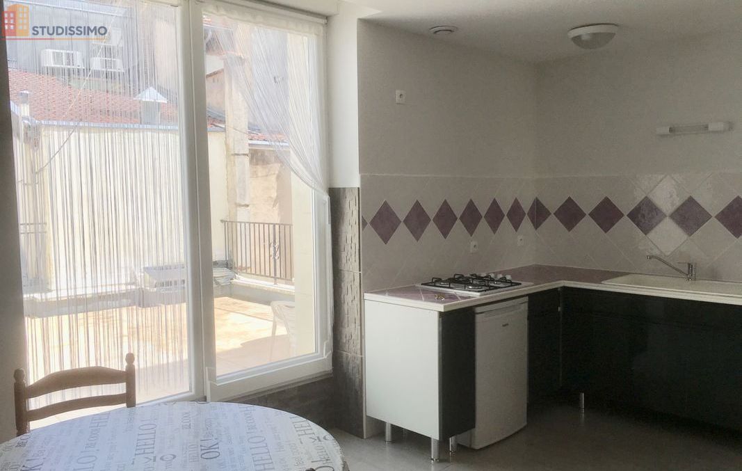 Studio 20m² Verdun 55100 - Meublé, 1er étage - Photo 1