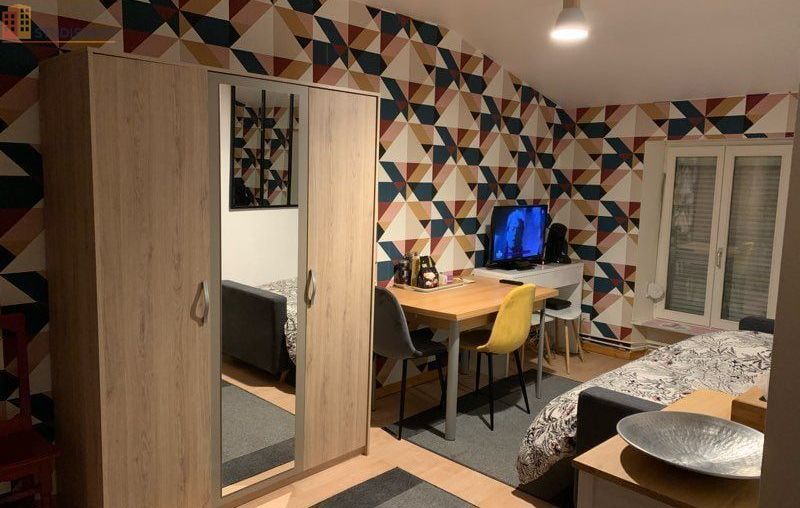 Studio meublé 22m² Verdun 55100 - Dernier étage, lumineux - Photo 2