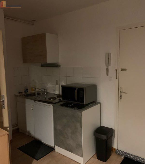 Studio meublé 22m² Verdun 55100 - Dernier étage, lumineux - Photo 1