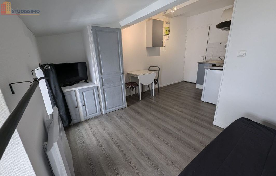 Studio meublé 17m² Verdun 55100 - Meublé, 2e étage - Photo 1
