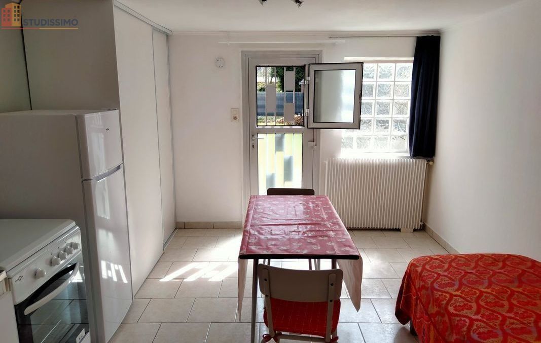 Studio meublé 18m² Locminé 56500 - Meublé, calme - Photo 1