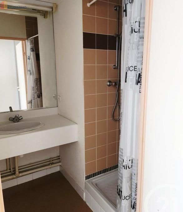 Studio meublé 17m² Lorient - Meublé, DPE D - Photo 4