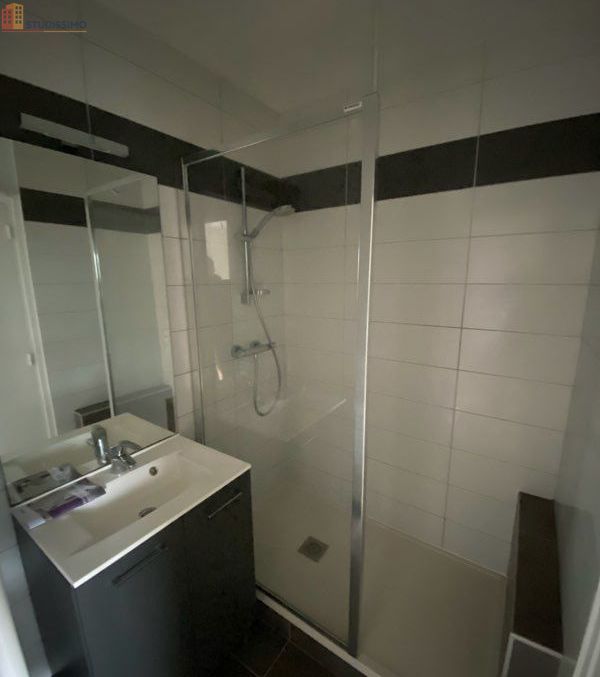 Studio meublé 21m² Vannes centre - Rénové, lumineux - Photo 0