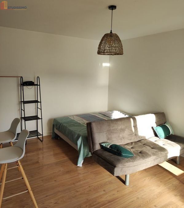 Studio meublé 27m² Lorient 56100 - Parking, lumineux - Photo 2