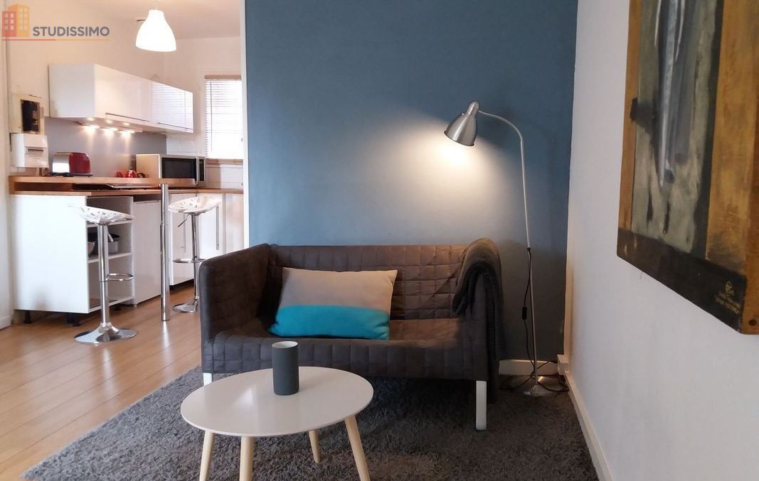 Studio meublé 30m² Vannes - Charmant, dernier étage - Photo 4
