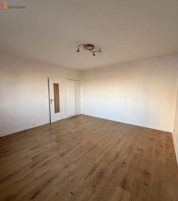 Studio 36m² Vannes - Étage élevé, lumineux - Photo 7