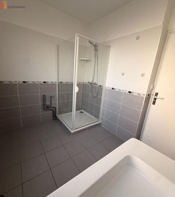 Studio 36m² Vannes - Étage élevé, lumineux - Photo 3