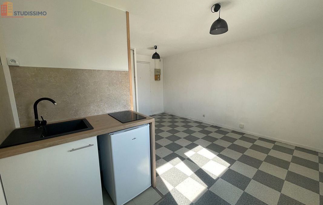 Studio 18m² Vannes 56000 - Photo 3
