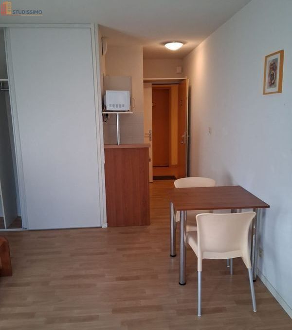 Studio meublé 24m² Pontivy - Résidence de services, lumineux - Photo 4