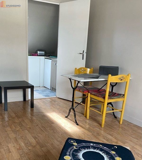 Studio 20m² Lorient centre - Meublé, 3e étage - Photo 1