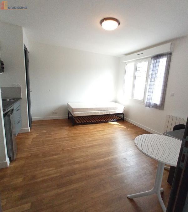 Studio meublé 19m² Lorient 56100 - Calme, lumineux - Photo 2