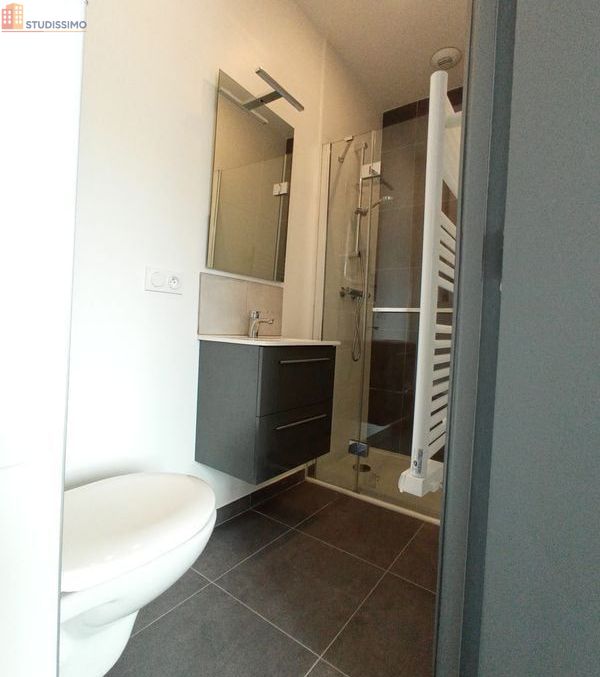 Studio meublé 19m² Lorient 56100 - Calme, lumineux - Photo 1