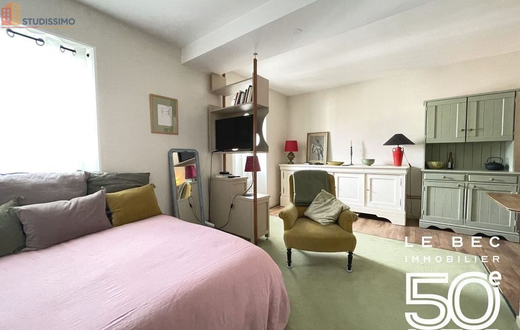 Studio meublé 26m² Vannes - Lumineux, dernier étage - Photo 2