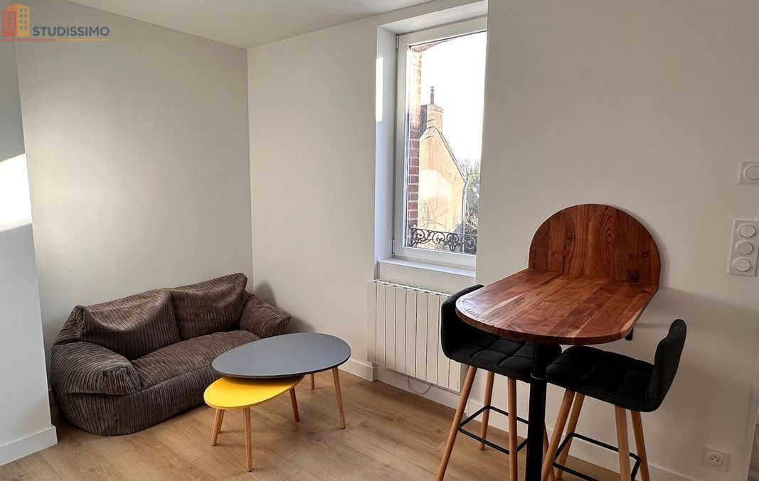Studio meublé 15m² Lorient 56100 - Duplex, proche commodités - Photo 1