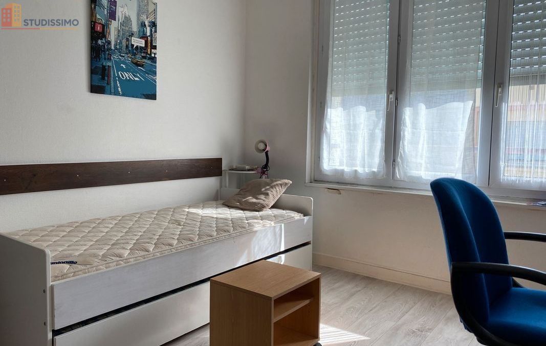 Studio meublé 20m² Lorient centre - Meublé, proche commerces - Photo 2
