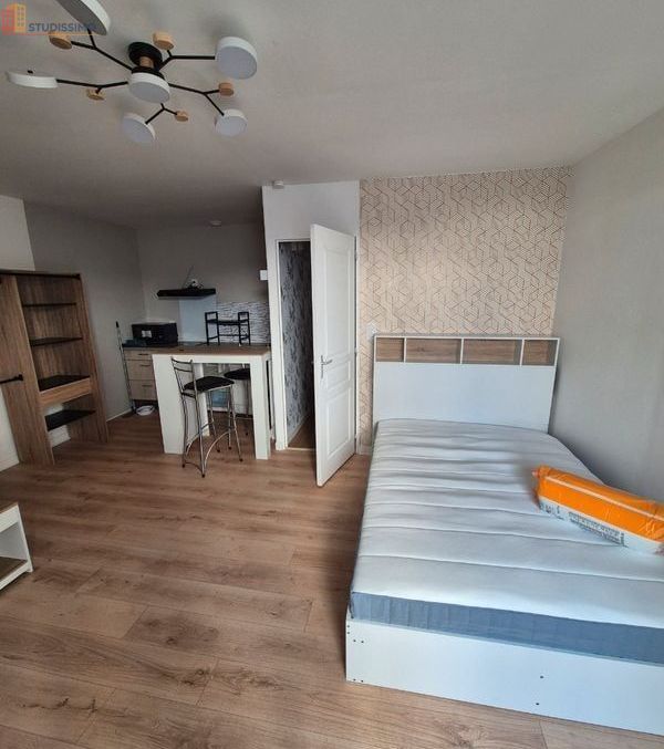 Studio meublé 26m² Pontivy - Rénové, lumineux - Photo 2