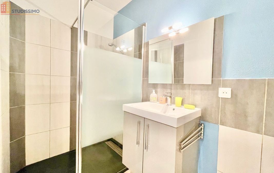 Studio meublé 23m² Lorient centre - Calme, charmant - Photo 1