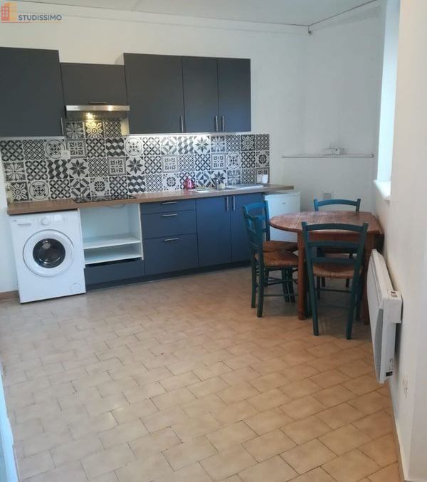 Studio meublé 23m² Lorient 56100 - Meublé, 1er étage - Photo 1