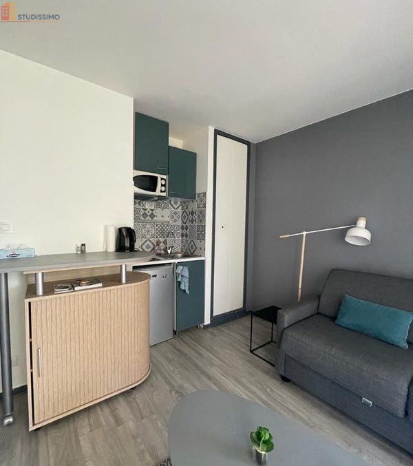 Studio meublé 17m² Vannes - Balcon, parking - Photo 5