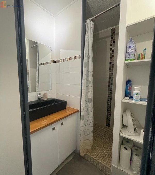 Studio meublé 17m² Vannes - Balcon, parking - Photo 1