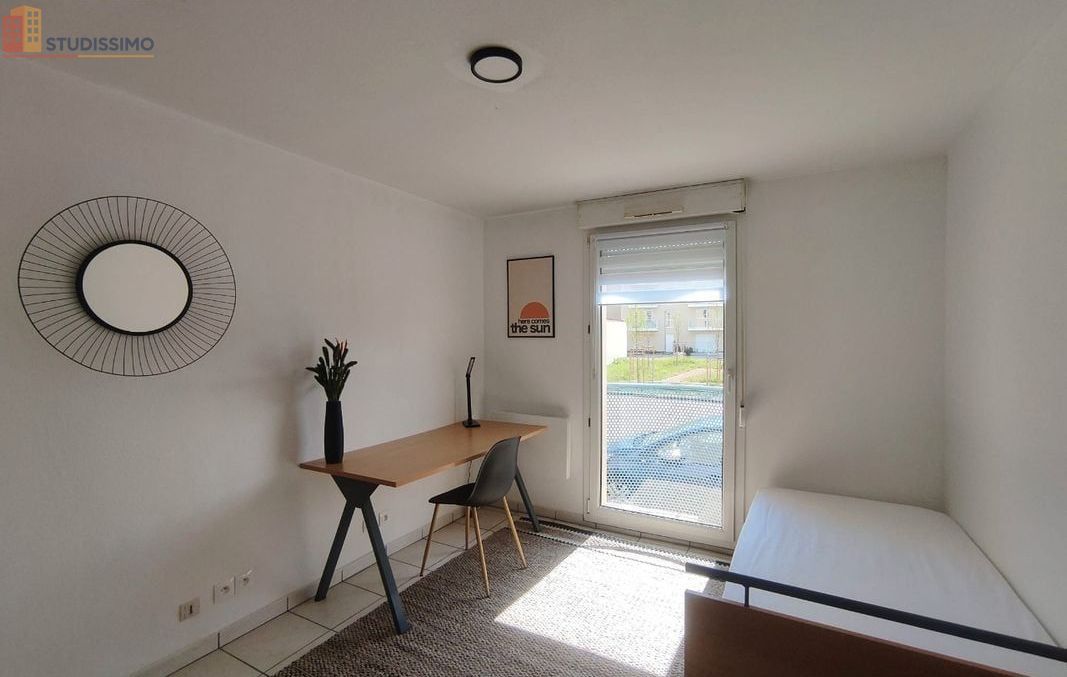 Studio 19m² Metz 57050 - Meublé, DPE D - Photo 1