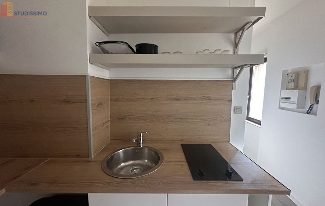 Studio 21m² Metz 57000 - Meublé, 3e étage - Photo 9