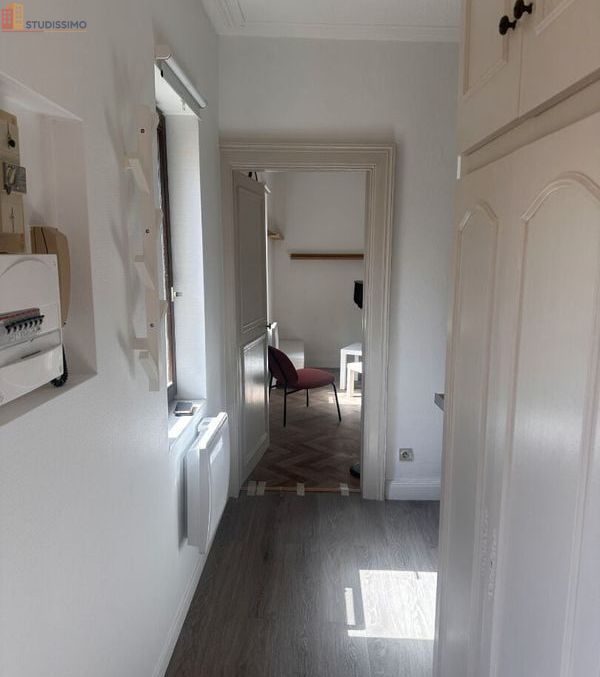 Studio 21m² Metz 57000 - Meublé, 3e étage - Photo 6