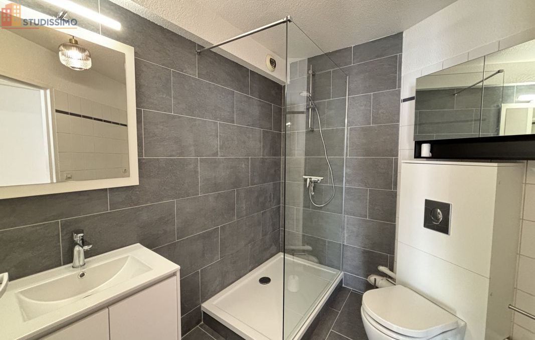 Studio meublé 34m² Montigny-lès-Metz - Meublé, 3e étage - Photo 4