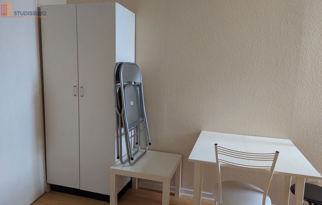 Studio meublé 13m² Metz centre - Calme, proche gare - Photo 7