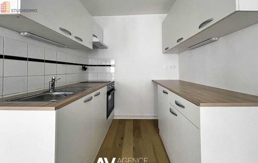 Studio 25m² Metz centre - Étage calme, lumineux - Photo 2