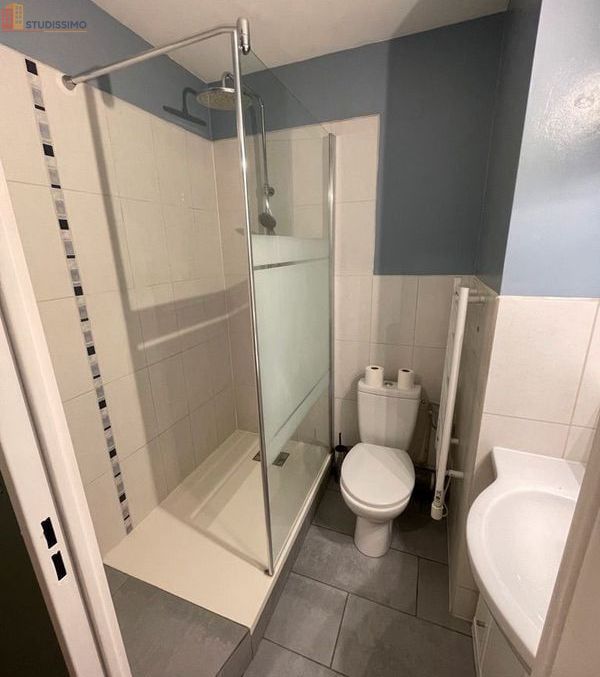 Studio 30m² Saint-Avold - Balcon, parking - Photo 1