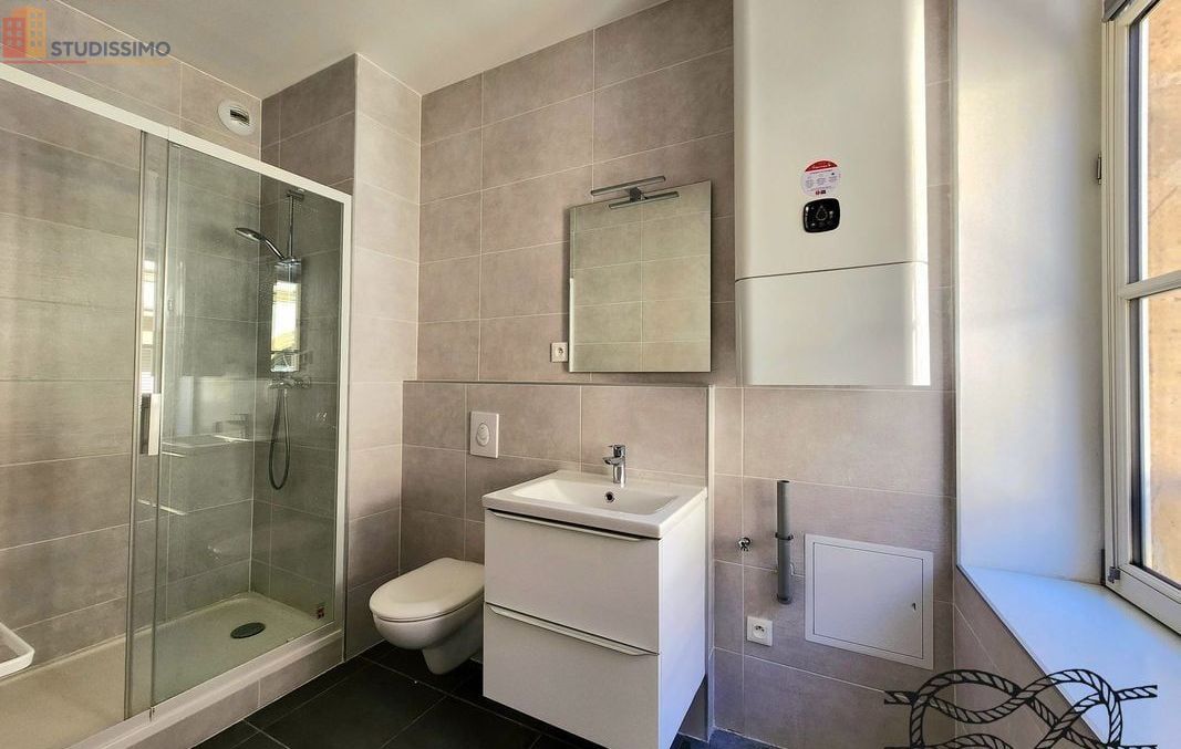 Studio 27m² Metz - - Photo 8