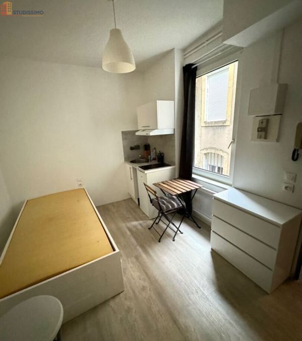 Studio 12m² Metz 57000 - Photo 2