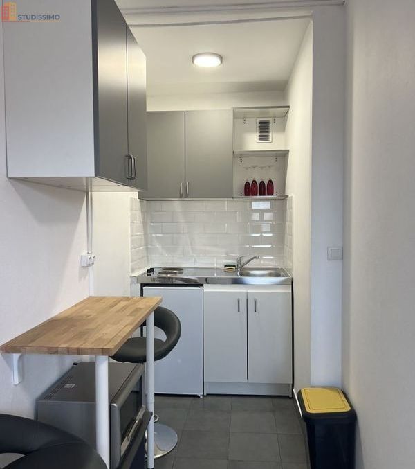 Studio meublé 21m² Metz 57070 - Lumineux, 4e étage - Photo 8