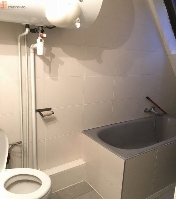 Studio meublé 25m² Metz - Lumineux, dernier étage - Photo 5