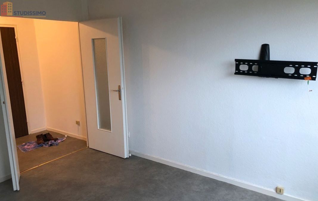Studio 30m² Forbach centre - Copropriété, 3e étage - Photo 1