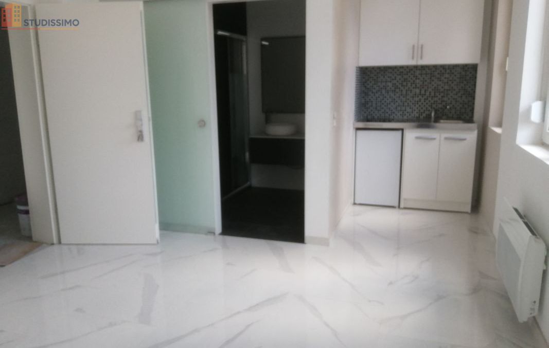 Studio 25m² Freyming-Merlebach - Cuisine équipée - Photo 3