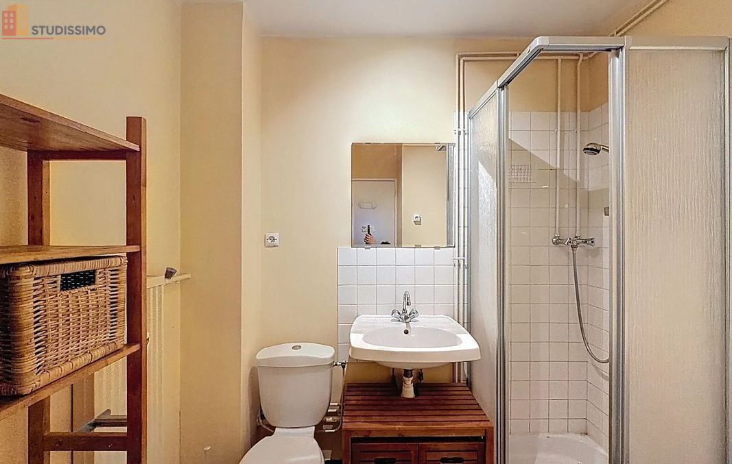 Studio 25m² Metz 57050 - Meublé, parking - Photo 2