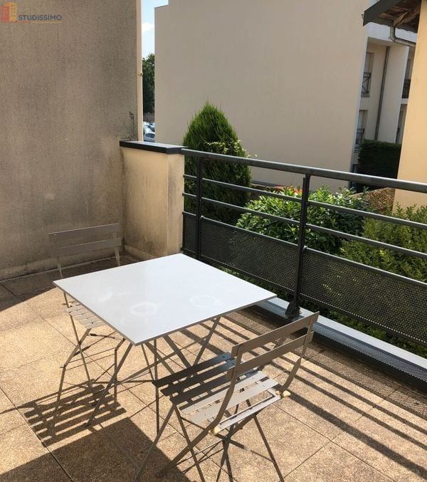 Studio meublé 25m² Metz Devant-les-Ponts - Terrasse, parking privatif - Photo 2