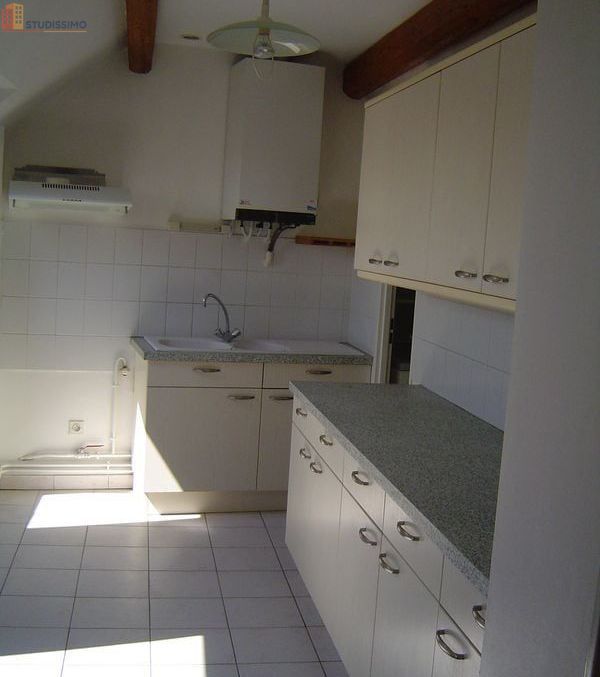 Studio 38m² Metz centre - Étage élevé, lumineux - Photo 2