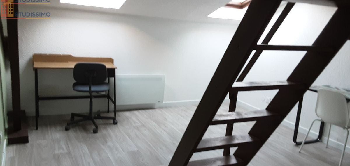 Studio meublé 17m² Metz 57000 - Meublé, 3e étage - Photo 1