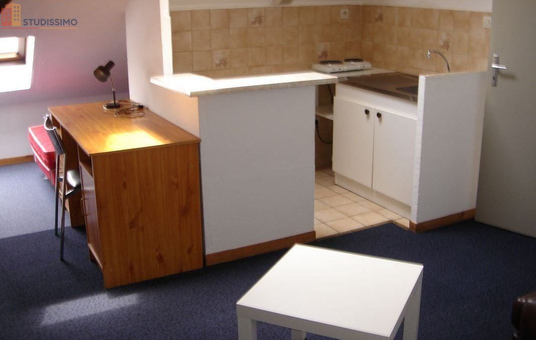 Studio meublé 16m² Thionville 57100 - Meublé, dernier étage - Photo 5