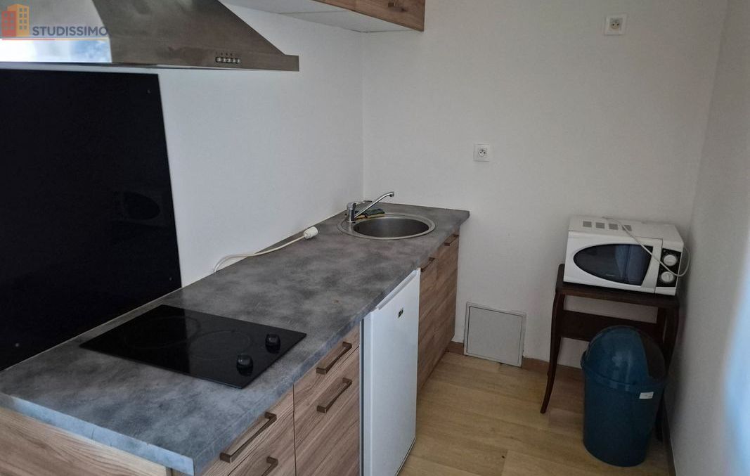 Studio meublé 25m² Nevers 58000 - Meublé, DPE D - Photo 3