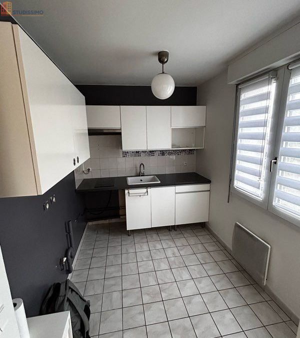 Studio 35m² Lille centre - Parking, lumineux - Photo 2