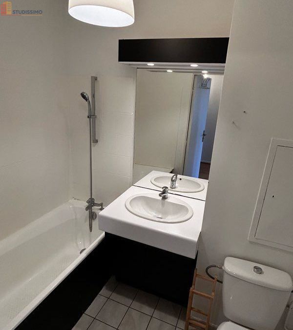 Studio 35m² Lille centre - Parking, lumineux - Photo 1