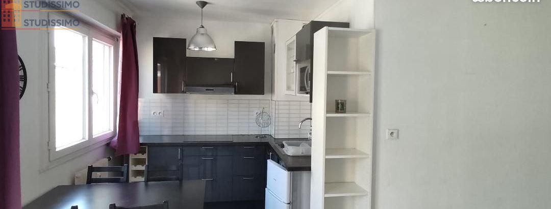 Studio meublé 24m² Lille 59800 - Meublé, 3e étage - Photo 1