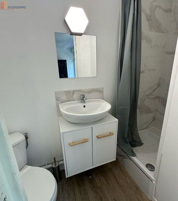 Studio meublé 13m² Lille Wazemmes - Pour étudiant, calme - Photo 1